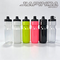Bouteille d'eau souple en PE de 700 ml à marque privée, anti-fuite, de qualité alimentaire, réutilisable pour le merchandising de marque, le cyclisme, la gym, le fitness, ou comme cadeau