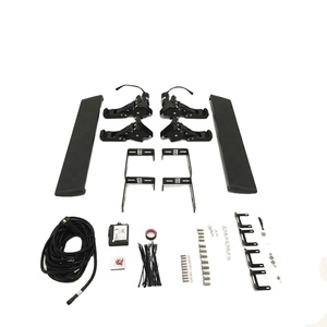 Marchepieds électriques latéraux en aluminium argenté pour Mercedes-Benz Classe G W463 G550 B800 4x4 (2013-2018) - Product Image 1