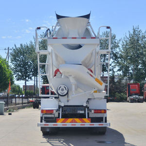Camiones Mezcladores de Concreto HOWO 8x4 de Segunda Mano con Motor Diésel de Alta Eficiencia, Capacidad de Mezcla de 7m3, 336/371/375/420/460hp, Usados en Construcción - Product Image 6
