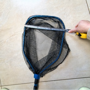 Épuisette pliable portable de 84 cm en alliage d'aluminium avec sac de rangement pour la pêche à la ligne, la pêche en eau calme et la pêche en radeau - Product Image 6