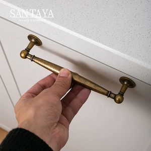 サンタヤアンティーク真鍮製ハンドル キッチンキャビネットプル ベッドルームワードローブ引き出しノブ 家具ブロンズハンドル - Product Image 6
