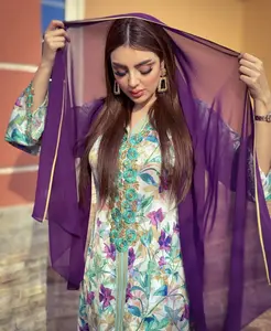 2021 Neuankömmling Blumen druck Kaftan Kleider Dubai Plus Size Abaya Afrikanisches Ethnisches Paar Islamische Kleidung Frauen Kleid