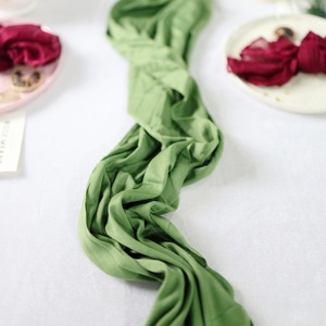 Chemin de table personnalisable en <span class=keywords><strong>gaze</strong></span> de soie de lait à motif uni, <span class=keywords><strong>double</strong></span> face, plissé, style nordique, pour mariage et fête - Product Image 5