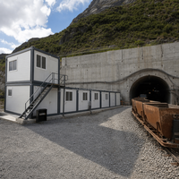 Maison conteneur démontable 40 pieds pour camp minier, dortoir de travailleurs, hébergement préfabriqué en structure acier