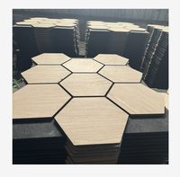 Panneau acoustique décoratif auto-adhésif en MDF perforé hexagonal, décoration intérieure en bois, panneaux muraux absorbant le son