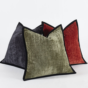 Housse <span class=keywords><strong>de</strong></span> coussin carrée épaisse en chenille pour <span class=keywords><strong>Amazon</strong></span>, style moderne blanc et rouge, pour <span class=keywords><strong>canapé</strong></span> <span class=keywords><strong>de</strong></span> salon, coussin décoratif doux tissé - Product Image 1