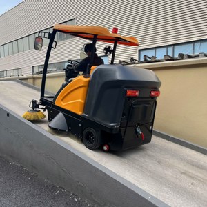 Popular Street <b>Cleaning</b> <b>Machine</b> Factory Price Semi-enclosed <b>Floor</b> with Double Dust Suction Fan High Performance - Product Image 4