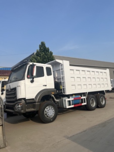 Camión Volquete Usado Moderno Sinotruk HOWO NX de Alta Calidad, HOWO NX 6x4 de 10 Ruedas y 400HP para Minería en África - Product Image 5