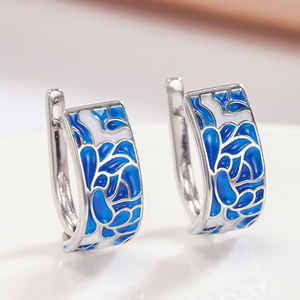 Orecchini a polsino con loto blu e bianco per donna, gioielli di moda con motivo floreale tradizionale - Product Image 3