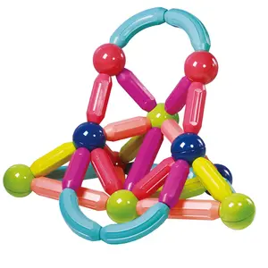42PCS儿童益智早教玩具，带吸铁磁棒和儿童多功能磁棒玩具