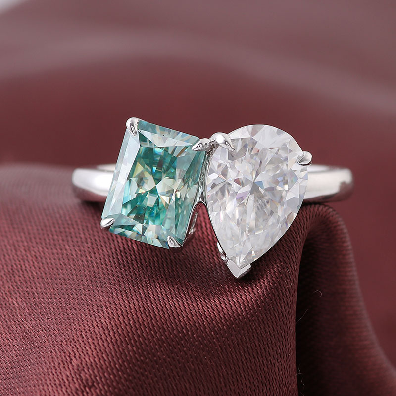 Anillo de diamantes moissanita de oro macizo de 18 quilates