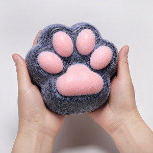 Vente directe usine – Jouets anti-stress personnalisés en forme de patte de chat Taba Squishy de 5,91 pouces – Nouveauté pour la décompression et le soulagement du stress - Product Image 1