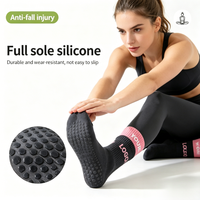 Chaussettes de yoga antidérapantes à lettres personnalisées pour le printemps, en fibre d'ions de cuivre, antibactériennes, séchage rapide, pour studio de yoga, obtenez un échantillon gratuit rapidement