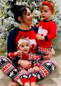 Pijamas Navideños Familiares Personalizados con Estampado de Ciervos, Pijamas Navideños de Algodón para Niños, Ropa de Dormir Familiar de Bambú, Conjuntos de Pijamas, Pijamas Navideños para Hombre - Product Image 2
