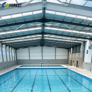 Grande structure en acier modulaire à travée libre pour natatorium, centre sportif aquatique commercial robuste et antirouille - Product Image 1