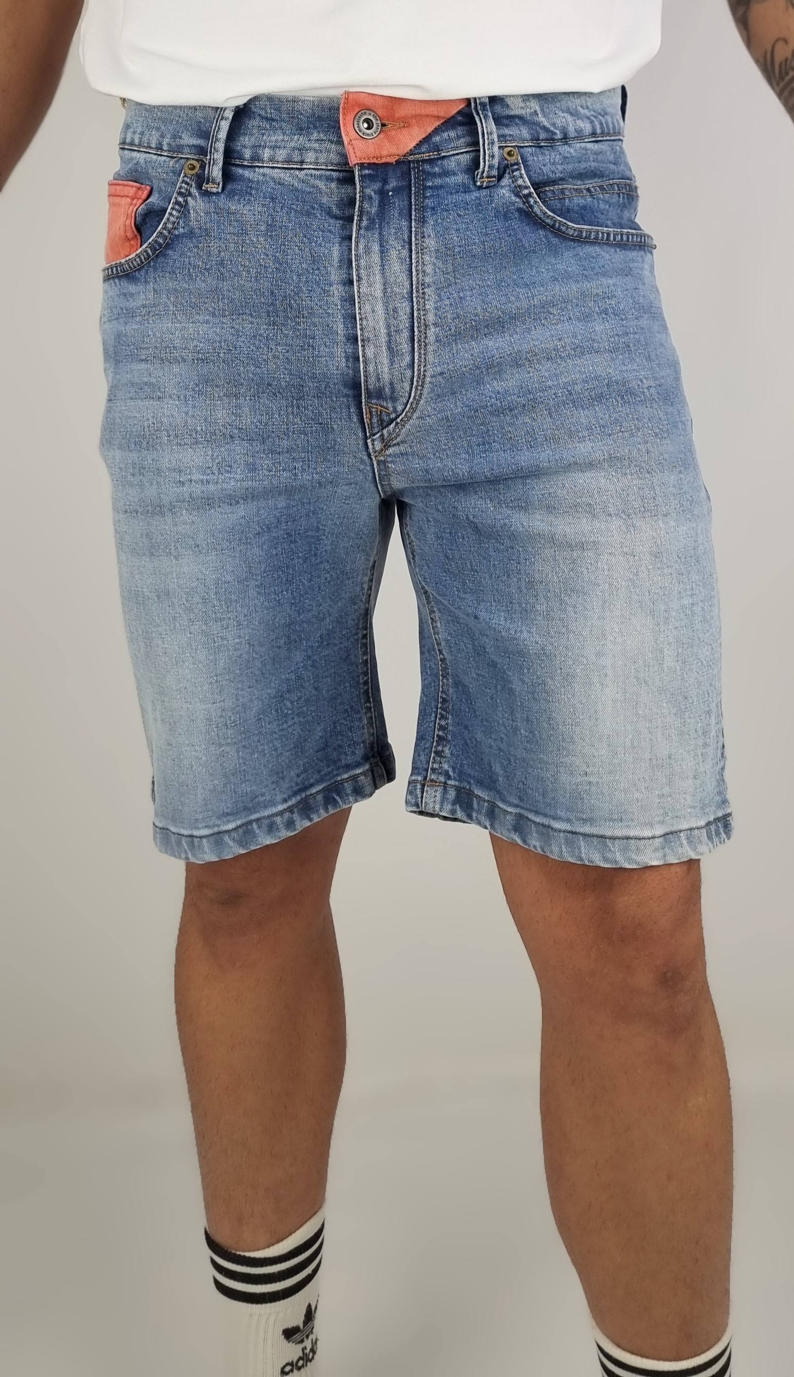 สีที่ใช้แล้ว