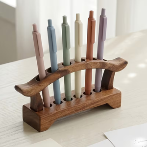 Organizador de Escritorio Estilo Vintage, Portalápices de Nogal, Soporte para Brochas de Maquillaje y Utensilios de Escritura con 6 Ranuras para Oficinas, Escuelas y Uso Doméstico - Product Image 1