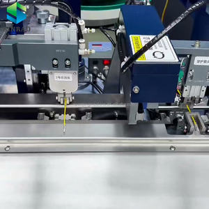 Machine automatique de sertissage et d'insertion de connecteurs pour les deux extrémités des fils - Product Image 3