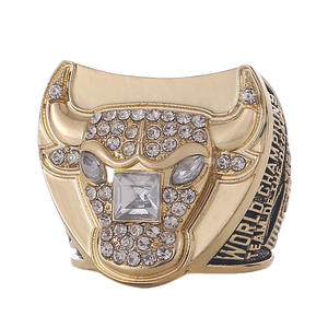 Vente chaude <span class=keywords><strong>1997</strong></span> Chicago pour <span class=keywords><strong>Bulls</strong></span> Championship Ring Accessoire pour homme pour les fans Bijoux en alliage pour anniversaires transfrontaliers - Product Image 6