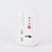 16A 220V AC Einphasiger Kupfer-Materialstromschutz-Steckdosenadapter mit Über- und Unterspannungsschutz für Haushaltsgeräte 50Hz