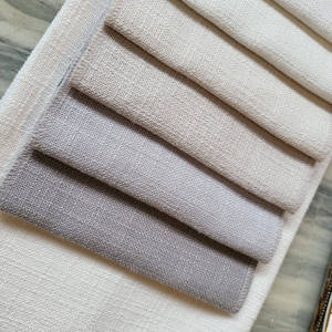 Échantillon de tissu voilé effet lin pour rideaux filtrant la lumière dans la catégorie Rideaux et Cantonnières - Product Image 3