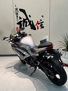 Moto sportive <span class=keywords><strong>Kawasaki</strong></span> Ninja <span class=keywords><strong>250</strong></span> d'occasion, carénage complet, 250cc, bicylindre en parallèle, refroidissement liquide, ABS, embrayage assisté, Guangdong - Product Image 6