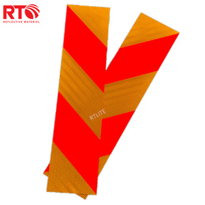 Сертифицированная EMARK HIP светоотражающая наклейка-рефлектор из акрила и алюминия для заднего бампера, 10 лет гарантии, в форме шеврона, ретро-дизайн - Product Image 3