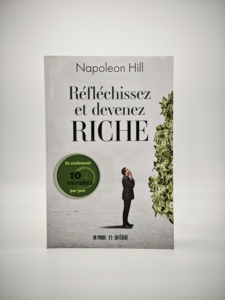 หนังสือนวนิยายภาษาฝรั่งเศส '<span class=keywords><strong>Think</strong></span> <span class=keywords><strong>Grow</strong></span> <span class=keywords><strong>Rich</strong></span>' ฉบับภาษาฝรั่งเศส ปกอ่อน พิมพ์ออฟเซ็ตแบบนูน กระดาษคุณภาพสูง ขายส่ง - Product Image 1
