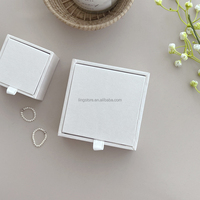 Boîte d'emballage de bijoux en crème de luxe de haute qualité, style moderne unique, boîtes cadeaux pour collier, bague, boucles d'oreilles, bracelet