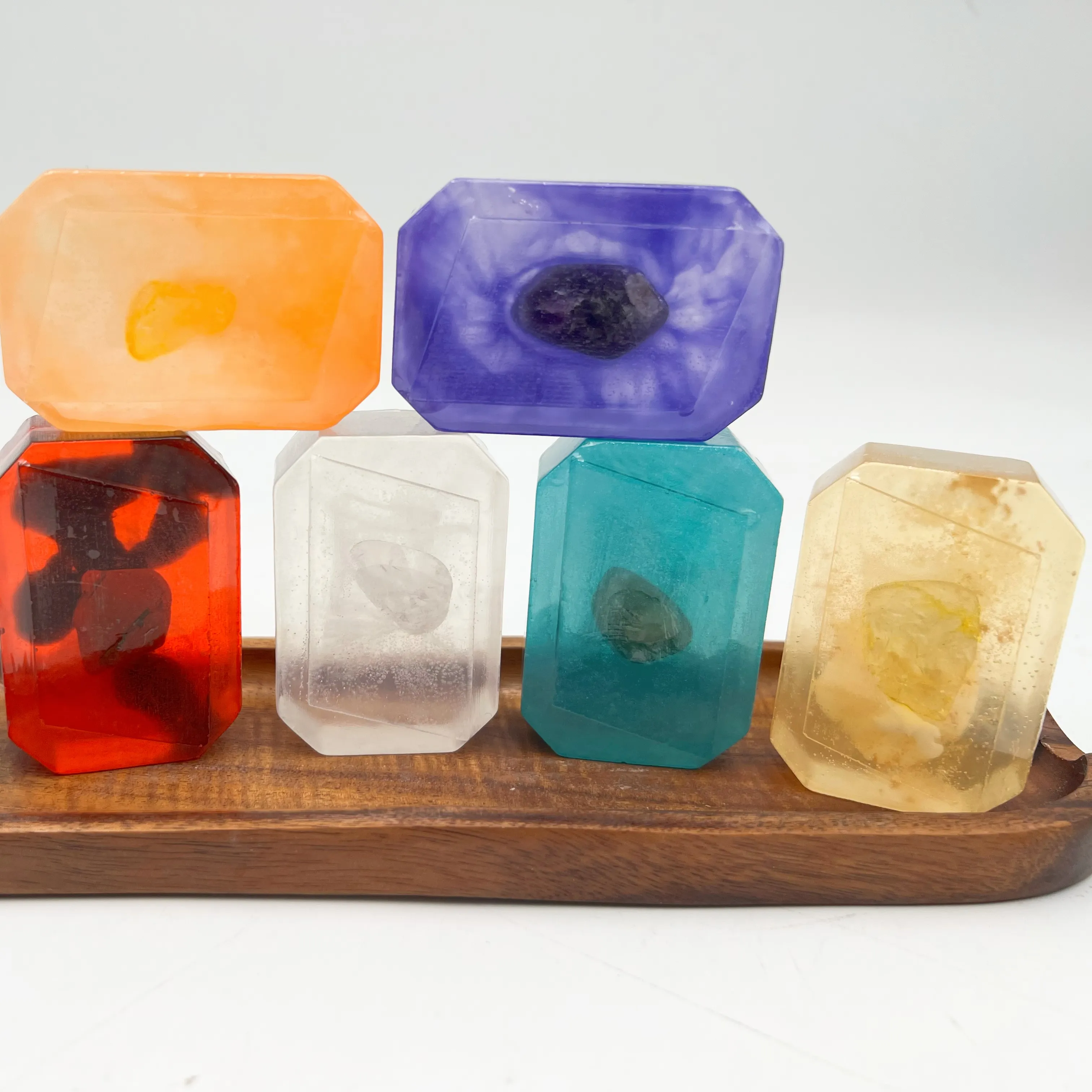 Wholesale Gift Sets Skin Care Natural Handmade Soap Triple Moon Healing Gemstone Rock Crystal Soaps