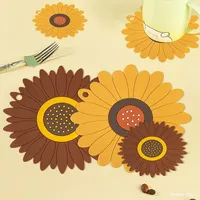 Ensemble de tapis isolants en silicone pour cuisine moderne, dessous de plat en PVC résistant à la chaleur motif marguerite pour table à manger, bol, assiette, pot – L'accessoire indispensable
