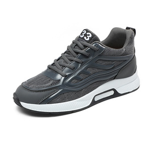Zapatillas de malla para hombre con aumento de altura invisible de 6 cm, transpirables, informales, para todas las estaciones. - Product Image 2