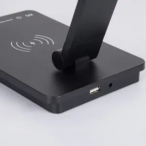 Controllo dell'interruttore del sensore tattile Usb Charing lato del letto portatile contemporaneo rotante lampada da tavolo pieghevole acquista Online