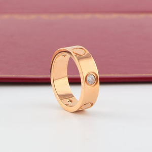 Unisex klassieke ring van roestvrij staal met zirkoon, verkrijgbaar in zilver, roségoud en roestvrij staal. Charm armband groothandel. - Product Image 5