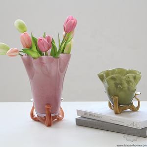 BIXUAN soufflé à la main Pastel décor Table pièce maîtresse Vases <span class=keywords><strong>tulipe</strong></span> trompette Triforme défilement pieds à volants jante relevée <span class=keywords><strong>verre</strong></span> cristal <span class=keywords><strong>Vase</strong></span> - Product Image 1