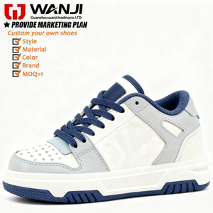 Baskets basses rétro originales classiques à semelles épaisses chaussures de skate personnalisées pour hommes chaussures de marche avec logo personnalisé - Product Image 1