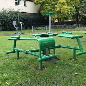 Équipement <span class=keywords><strong>de</strong></span> planche assis extérieur pour deux personnes AB Board en acier Équipement <span class=keywords><strong>de</strong></span> sport en gros - Product Image 2