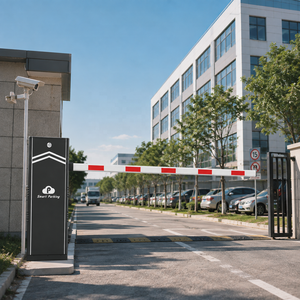 Barrière automatique robuste avec télécommande et capteur de sécurité pour l'entrée des parcs industriels et des parkings - Product Image 1