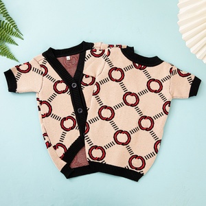 Popüler Tasarımcı Markalı Lüks Köpek Kıyafetleri, Özel Tasarım Evcil Hayvan Süveterleri, Köpek Giysileri Satıyor - Product Image 5