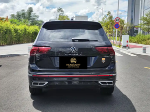 <span class=keywords><strong>Tiguan</strong></span> L SUV 2023 330TSI Automatique Traction Avant <span class=keywords><strong>R</strong></span>-<span class=keywords><strong>Line</strong></span> Essence/Hybride Rechargeable Sièges en Cuir Phares LED Véhicule d'occasion Gauche - Product Image 4