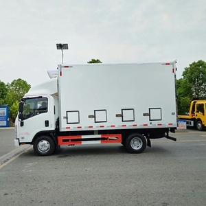 Camion de transport personnalisé ISUZU pour poussins d'un jour, poussins et canards vivants avec réfrigérateur, à vendre - Product Image 1