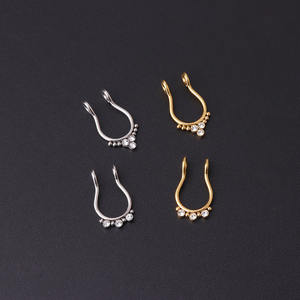 Faux anneau de nez en acier inoxydable en forme de U, Clip de nez en Zircon, <span class=keywords><strong>Piercing</strong></span> <span class=keywords><strong>Tragus</strong></span>, Clip d'oreille, <span class=keywords><strong>Piercing</strong></span>, bijoux de corps - Product Image 2