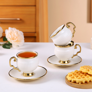 แก้วกาแฟเซรามิกพอร์ซเลนสำหรับขายส่ง แก้วคาปูชิโน่ เอสเพรสโซ่ ชุดถ้วยกาแฟและจานรอง - Product Image 3