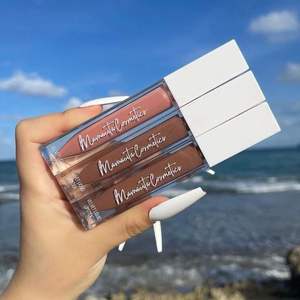 Cosmétiques de marque privée pigment maquillage cosmétique femmes bouteille liquide tubes de brillant à lèvres tubes de bouchon de brillant à lèvres pour enfants - Product Image 4