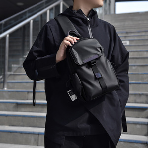 Bolso de Cintura Deportivo de Moda Coreana, Bolso <span class=keywords><strong>Bandolera</strong></span> Casual Versátil con Bloques de Color, Impermeable, Hecho de PU, para <span class=keywords><strong>Hombre</strong></span> y Mujer - Product Image 4