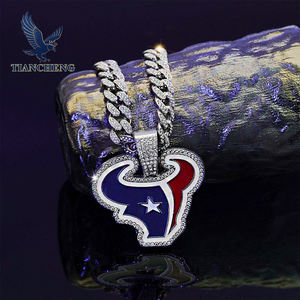 Collar con Colgante del Equipo de Fútbol Americano de los Houston Texans, Nuevo Estilo con Cadena Cubana Brillante, Chapado en Oro, Joyería de Aleación - Product Image 4