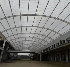 Placa Oca de Policarbonato <span class=keywords><strong>WeatherGuard</strong></span> Resistente a Raios UV, Climas Severos, Vandalismo e Granizo - Product Image 3