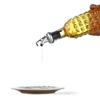 Bouteille carrée de style américain de 500 ml en verre sécurisé écologique et durable pour huile et vinaigre, avec couvercle métallique détachable