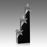 Trophée Étoile de l'Excellence Noble en Verre Moderne avec Étoiles Métalliques – Idéal pour les Concours de Ventes et la Reconnaissance des Performances