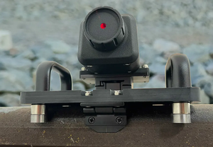 Équipement de mesure de l'écartement des rails par laser pour la mesure du déplacement des voies ferrées - Product Image 2